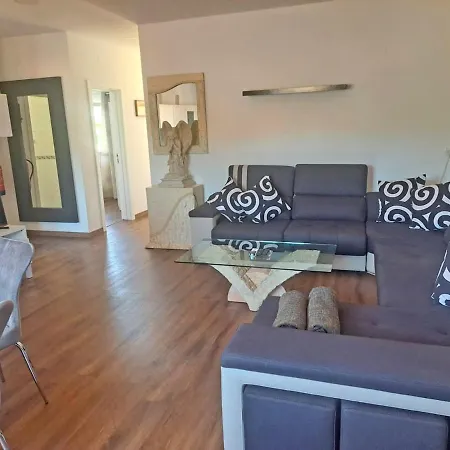 Holiday home Moradia T2 Com Vista A Serra - Alverca