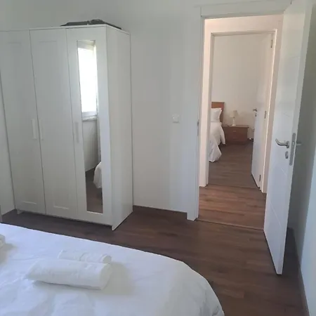 Vakantiehuis Moradia T2 Com Vista A Serra - Alverca