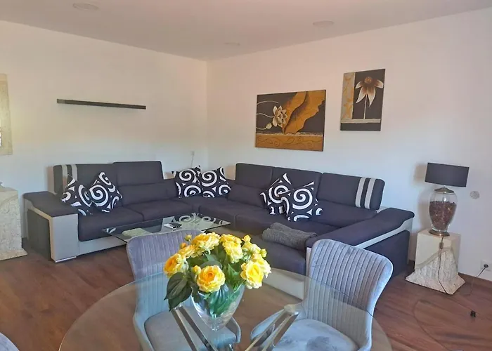 Moradia T2 Com Vista A Serra - Alverca Vakantiehuis